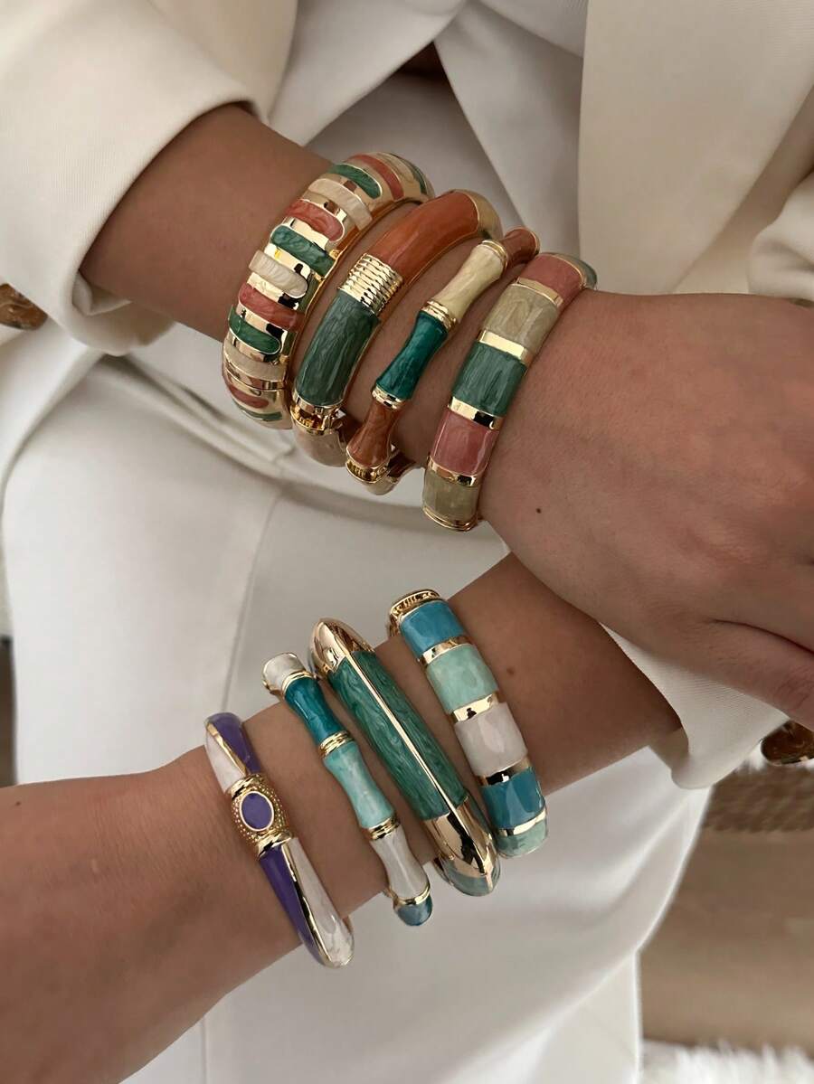 Vintage luxuriöse, goldfarbene, emaillierte, mehrfarbige, breite, übertriebene personalisierte Manschetten-Armband, geeignet für modebewusste Frauen, passend für Nachtclub, Musikfestival, Party, Junggesellinnenabschied, Bridal-Shower, Abschlussfeier und täglichen Gebrauch, ein Schmuckgeschenk für Bohème-Mode-Liebhaber