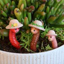1 peça de decoração de jardim com uma família de minhocas fofas usando chapéus de palha, estátua mágica de resina em 3D para micro paisagem de jardim, decoração de jardim com aroma de terra da primavera, presente original, adequado para quintal, gramado, vaso de plantas, decoração externa, acessório para bonsai, presente de Dia dos Namorados - Minhocas em três - Ver 7