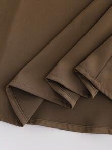 女士春季缎面优雅休闲半身裙，兼具优雅与舒适，适合日常百搭穿着，也适合情人节和约会之夜。 - 棕色 - 查看 8