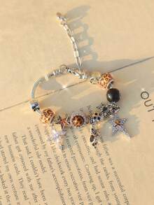 1条豹纹星形吊坠手链，1条豹纹8号黑色台球手链，1条十字架星形手链，1条复古心形星形手链 - 銀色 - 查看 4