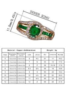 Bague en cuivre ornée d'un émeraude et de zirconiums cubiques, présentée dans un coffret cadeau de luxe. Bijou à la mode idéal pour les soirées et les occasions formelles. Fabriquée en cuivre résistant à la décoloration et hypoallergénique. Un cadeau parfait pour votre bien-aimée ou votre mère. - Doré - Voir 6