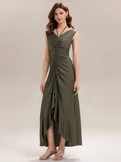 Elegant Ruched Halter Bridesmaid Dress With High Stretch Fabric Short Sleeves