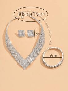 طقم قلادة مجوهرات أنيق مرصع بالكريستال ذو تصميم هندسي وشرابات، مناسب للعرائس والسيدات، مناسب للحفلات الراقية والسهرات الفاخرة. (متعدد الأنماط للاختيار منها) - فضي - مشاهدة 9