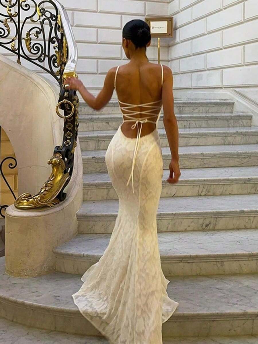 2026 New Dress Suspender Backless Strap Dress Sexy Fashion Slim Dress Spring And Summer - trắng - Xem 1