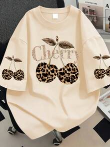 大码女式夏季T恤，豹纹樱桃图案，休闲宽松短袖上衣，适合返校季，也适合新年、节日、日常穿着、外出、海滩、派对、学校、音乐节、度假、通勤等各种场合。适合夏季假期、海滩、度假、春季、情人节、狂欢节、母亲节礼物；送给妈妈的礼物 - 杏色 - 查看 1