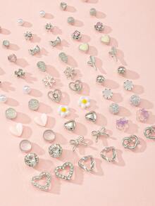 30 pares de pendientes de botón minimalistas y lindos con diseños de margarita, corazón brillante, copo de nieve y lazo, adecuados para uso diario, citas, vacaciones, playas y regalos - Plateado - Ver 5