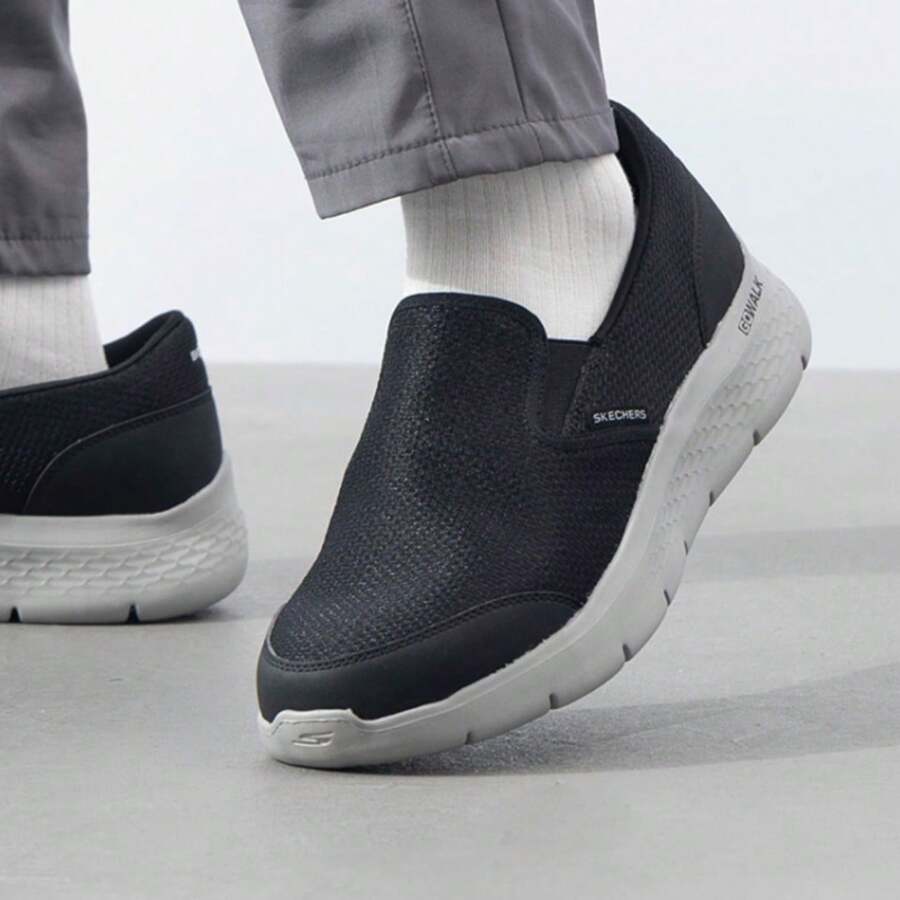 Skechers 男鞋GO WALK FLEX一腳穿休閒健步鞋 - 黑色/灰色 - 查看 1