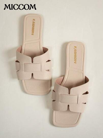 Sandalias planas de moda nuevas para el verano 2025 para mujeres, diseño de flor negra con punta cuadrada a la moda para usar con vestido