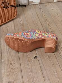 Sandalias de tacón grueso bohemias y coloridas de LangMoon 2026 para mujeres, con parte superior estampada + tacón grueso y estable, suela cómoda antideslizante y duradera, diseño llamativo y personalizado, adecuadas para vacaciones, citas y fiestas en primavera y verano - Flor redonda - Ver 9