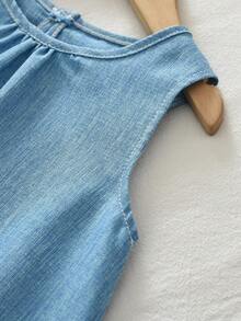 Summer Light Blue Girls 2 Pieces Set, Denim Effect Vest And Lace Trim Pants, Casual Outfit - Blue - View 4