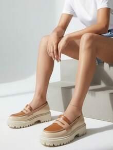 SERGIO TODZI Mocasines con suela gruesa y plataforma, zapatos de cuña Oxford para mujer, punta redonda, slip-on - Beis - Ver 1