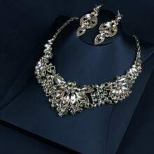 European And American Fashion Elegant Purple Crystal Necklace, Earrings, Exaggerated Choker Jewelry Set - Multicolor - View 4