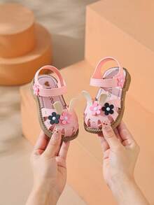 1 Pair 2026 New Baby Soft Bottom Sandals, Toddler Princess Hollow Breathable Summer Shoes For Infant Girls - Pink - View 1