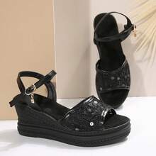 Sandalias de cuña con encaje elegantes para mujer, diseño de suela gruesa trenzada con cuerda, sandalias de playa para vacaciones y uso diario - Negro - Ver 4