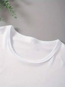Camiseta Gráfica 'El Lugar De Una Mujer Es En La Revolución' Para Mujer - Suave, Elástica, Deportiva, Con Diseño Negro Y Blanco, Cómoda Para Ropa Casual, Camiseta De Uso Diario | Ropa Feminista | Camisa De Tejido Suave - [Blanco] - Ver 3