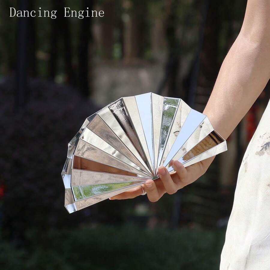 Denhuaki Acrylic Golden Fplding Fan Shape Chain Shoulder Crossbody Purse Clutch Bag Evening Clutch Bag Woman's Bag - 銀色 - 查看 1