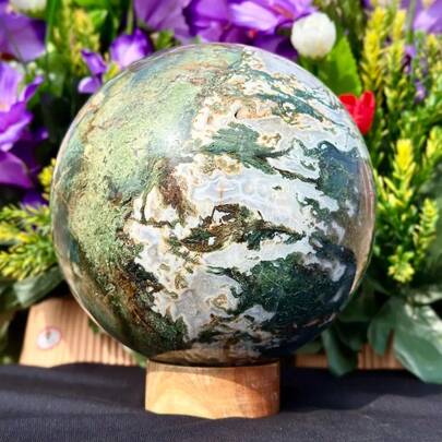 1pc Stunning Rare Moss Agate Crystal Sphere, Geode Agate Green Crystal Quartz Ball, Mineral Collect Bohemian Style Beautiful, Water Grass Agate Ball, Rare Gemstones, Home Decor, Art Decoration, Unique Holiday Gift, Perfect Gift For Halloween/