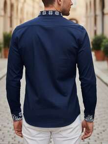 男士长袖V领衬衫，传统中东印花设计，四季皆宜 - 寶藍色 - 查看 2