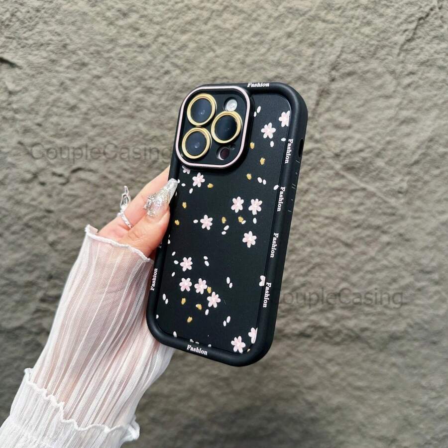 Case Cover For IPhone XR 11 12 13 14 15 16 17 PRO MAX 14 15 16 PLUS Galaxy A03 A04E A05S A07 A10S A11 A12 A13 A14 A15 A17 A20 A23 A26 A30S A32 A34 A35 A50S A51 A52 A54 A55 A71 A72 M34 S20 FE S21 FE S22 ULTRA S23 Fe S23 ULTRA S24 PLUS S24 ULTRA S25 EDGE REDMI A1 A2 A3 A5 8 9A 10C 11A 12C 13C 14C 15 11 Lite 12 Lite 14 15T Pro Poco X3 Nfc X3 Pro X5 Pro X6 Pro X7 PRO M3 M4 F3 F5 F7 PRO F7 Ultra C55 C65 Note 8 Pro 9s 9 Pro 10s 11s 11 Pro 12S 12 Pro 13 Pro 14 Pro 15 Pro Plus Moto G04 G04S G10 G14 G20 G22 G24 G30 G34 G53 G54 G84 E13 E14 Edge 60 PRO Silicone Shockproof Petal Pattern - J1 - 查看 1