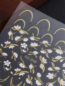 春夏白色雏菊美甲贴纸，法式风格，白色花瓣，金色线条，闪粉自粘塑料美甲贴花，半哑光，一次性使用，不规则形状，适用于玻璃表面装饰美甲用品 - 彩色 - 查看 7