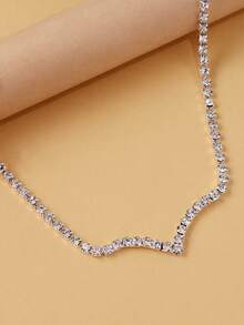 新款镶满水钻V字形项链，简约百搭女士颈链，适合舞会和下午茶派对佩戴 | 项链 - 銀色 - 查看 2
