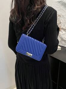 时尚新款纯色PU压纹迷你单肩包，街头通勤斜挎包，简约女士链条小方包 - 藍色 - 查看 4