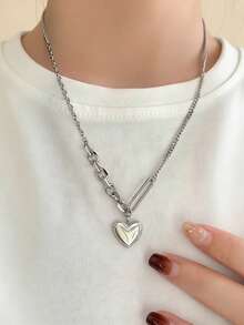 1pc Minimalist INS Style Fade-Resistant Silver Heart Pendant Titanium Steel Necklace, Personalized Niche Luxury Women Necklace - Silver Heart Pendant Necklace - View 4