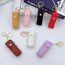 1 pieza 2026 Funda de labial de cuero con remaches, conveniente y exquisita, llavero colgante creativo, funda de labial, regalo perfecto para vacaciones, cumpleaños, regalo divertido, regalo de San Valentín, diseño realista, alta estética, adecuado para adolescentes, uso casual, alivio del estrés, también se puede usar como accesorio de broma divertida, decoración de escritorio, adorno lindo - Multicolor - Ver 6