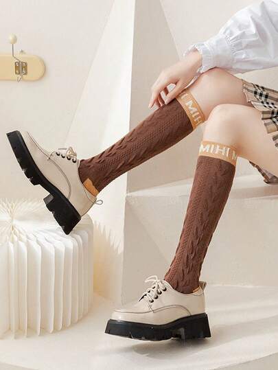 1双，夏季，薄款白色时尚小腿袜，简约韩版四季JK袜，春夏初秋薄款彩虹条纹韩版长袜，学生款，动漫休闲学院风，百搭街头运动袜，女士款，条纹猫爪可爱长袜，绒袜，棒球袜，高帮跑步健身运动袜，修身弹力袜，过膝长袜