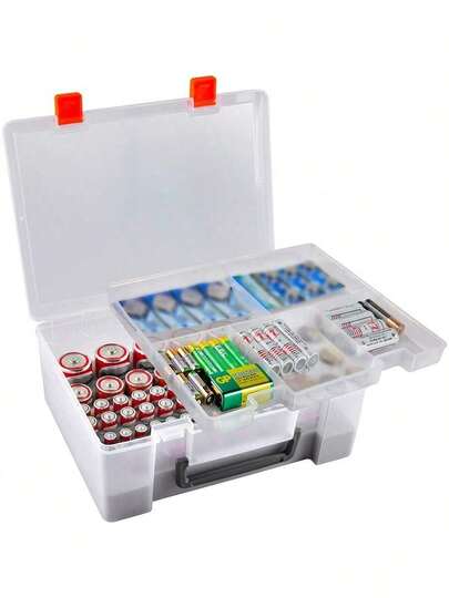 透明电池收纳整理盒，带结实提手，双层硬塑料外壳，可收纳78节以上AA、AAA、C、D、9V及纽扣电池，多隔层设计，适用于车库和家庭使用。