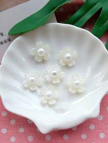 50pcs/Bag, 18mm 5-Petal Resin Crape Myrtle Flowers With Gold Base Claw Rhinestone, Pearls, For Clothing Decoration - Pearl White - View 5