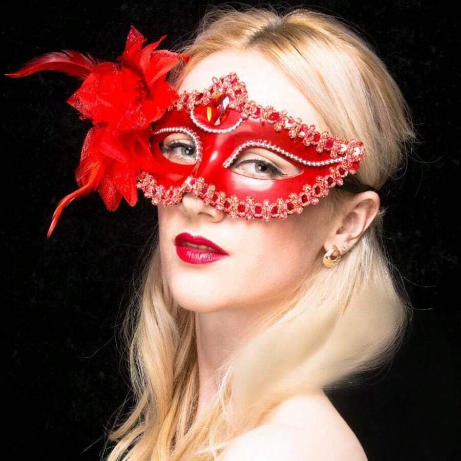 1pc Feather Sequin Masquerade Mask, Party/Halloween Costume Mask (Half Face), High-Saturation Colors + 3D Feather Decorations, Strong Visual Impact, Versatile Style, Suitable For Retro, Glamorous, Holiday And Other Themes. - Đỏ - Xem 1
