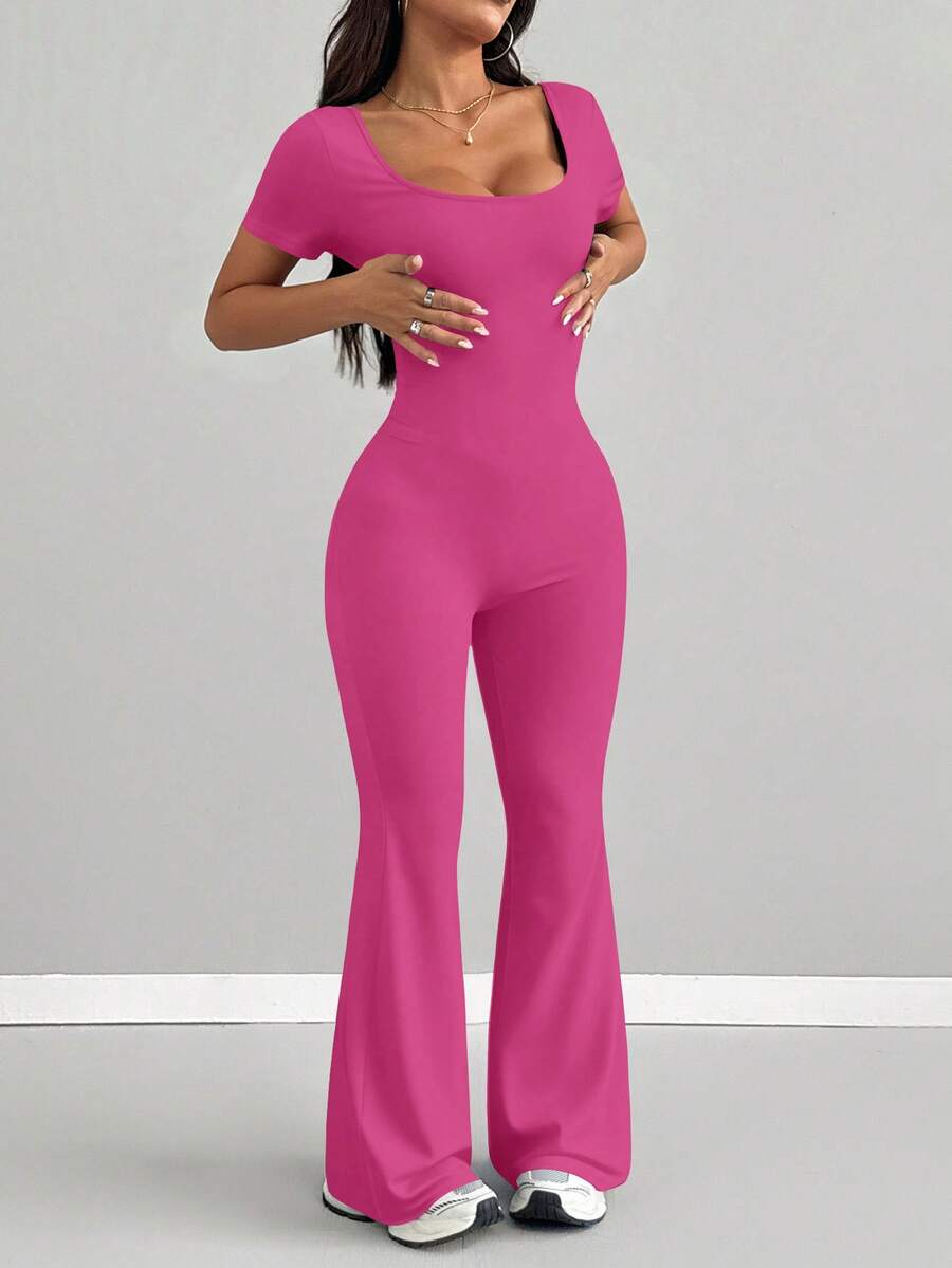 AITYI Studio 女士连体裤，修身剪裁，休闲 U 领纯色时尚性感舒适修身，适合户外运动，百搭实用，适合毕业典礼、新年、情人节、春夏等场合穿着。弹力针织短袖喇叭裤连体裤。 - 玫紅色 - 查看 1