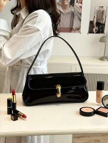 1个复古仿油皮单肩斜挎包，适合约会、外出、派对、宴会，也是一份奢华的节日礼物，以及最实惠的情人节礼物。 - 彩色 - 查看 11