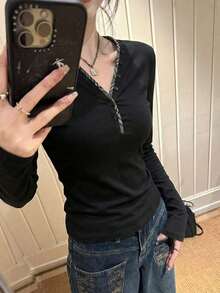 Sweet & Cool Plaid Patchwork V-Neck Long Sleeve T-Shirt, Slim Fit Layering Top, Spring/Summer - Black - View 3