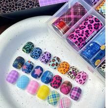 日式格子美甲印花箔，采用四季棕色条纹密胺面料设计，适合美甲沙龙DIY，轻松打造美甲造型，也可作为女士节日礼物赠送（需搭配印花胶使用） - 彩色 - 查看 14