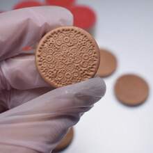 3厘米圆形粘土切割器曼陀罗纹理粘土印章块陶艺陶瓷压花印章，适用于聚合物粘土压印艺术爱好工具 - 紅色 - 查看 7