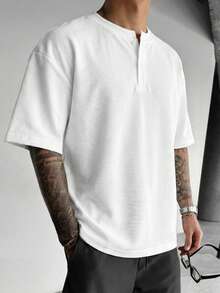 1件男士白色灰色亨利领短袖T恤，针织面料，透气吸湿，抗皱，复古风格休闲舒适短袖T恤，适合日常通勤和轻度社交场合。 - 白色 - 查看 3