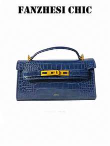 Chiếc túi xách tay cao cấp, nhẹ nhàng mới này, ra mắt năm 2025, có thiết kế phối màu nâu và trắng với chất liệu da và họa tiết dệt, làm tăng thêm vẻ sang trọng khi chạm vào. Phần cứng kim loại lấy cảm hứng từ phong cách cổ điển với khóa cài tinh tế khiến nó phù hợp để xách tay, mang đến cả sự thanh lịch và tính tiện dụng. - Nhiều màu - Xem 18