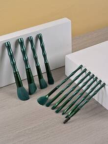 34件套专业化妆刷套装，包含柔软刷毛的化妆工具，包括化妆海绵、粉扑、硅胶化妆刷清洁垫、粉底刷、眼影刷、晕染刷和眉刷。 - 綠色 - 查看 4