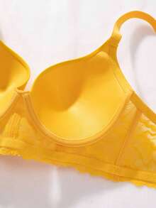 性感蕾丝钢圈文胸套装，女士蕾丝弹力边支撑文胸和透气蕾丝丁字裤文胸套装 - 黃色 - 查看 4