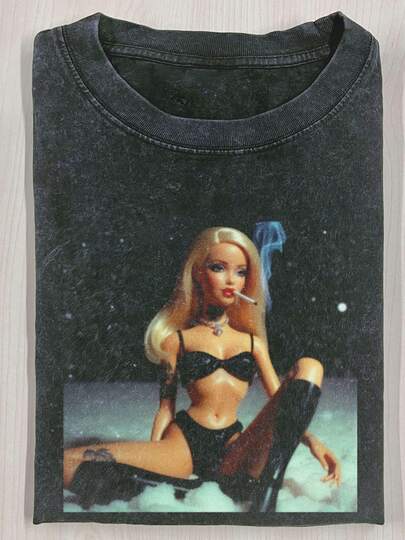Smoking Blonde Doll, 230g Washed, Printed T-Shirt, High-Quality Batik Cotton Heavyweight New Retro Fashion Brand T-Shirt, Round Neck Loose Plus Size Casual Shirt, The Same For Men And Women, Perfect Holiday Gift.