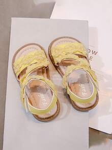 1 Pair Girls Lace Trim Sandals, Soft Sole Non-Slip Princess Style Fashionable Hook And Loop Closure Sandals - Yellow - View 6