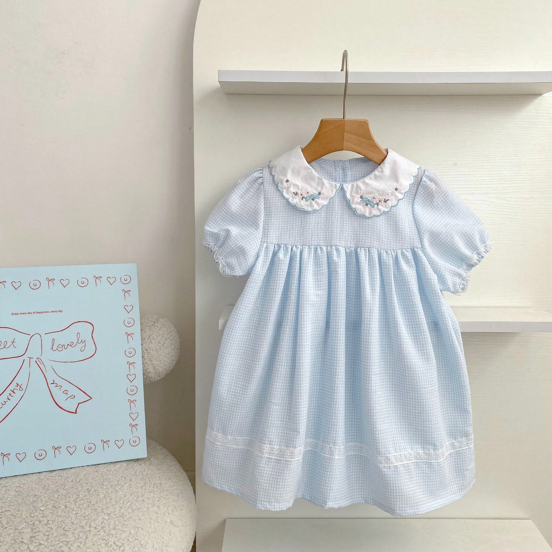 Vestido de princesa de estilo coreano y japonés para niñas, con cuello Peter Pan, encaje, volantes y mangas de pétalos, para el verano
