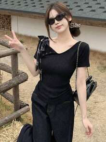 不对称蝴蝶结设计露肩短袖T恤，修身打底上衣，女士黑色夏季款 - 黑色 - 查看 7