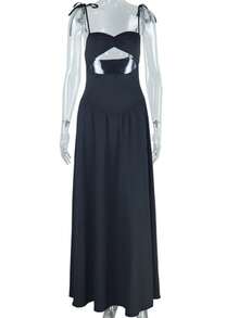 High-End Stylish Solid Color Dress With Spaghetti Straps, Off-Shoulder Design, Sleeveless, And A Large Skirt - 黑色 - 查看 1