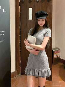2026夏季灰色針織迷你洋裝，休閒短袖圓領刺繡細節荷葉邊修身A字裙，適合年輕女性、女性、甜美女孩，完美適用於情人節/聚會/海邊度假/派對/開學季/婚禮季/音樂節 - 灰色 - 查看 5