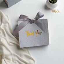 迷你纸质礼品袋，金/银箔礼品袋，时尚手提袋，带蝴蝶结装饰，印有“谢谢”字样的糖果盒，蝴蝶结装饰的礼品盒和礼品袋，适用于婚礼、生日派对、礼品包装、购物袋、派对回礼，饰有丝带蝴蝶结，可折叠，易于存放，是派对回礼、生日装饰、礼品包装、节日礼物、小物件收纳的理想之选，也适用于婚礼派对装饰、新娘回礼、婚礼宾客礼物、母亲节礼物、节日礼物等。 - 彩色 - 查看 7