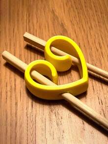 3pcs Cute Heart Chopstick Holders: Elevate Your Dining Experience With Silicone Chopstick Rests, Ideal For Sushi Nights, Asian Cuisine, And Daily Meals - Multicolor - View 5