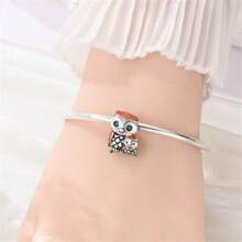 1件925纯银DIY吊坠：银杏叶柿子、松鼠抱着坚果、刺猬采蘑菇、猫咪捧着玫瑰、猫咪送礼物、树懒、可爱刺猬、奇幻蜗牛蘑菇、猫头鹰母子吊坠，适合DIY创意手链，送给爱人、朋友和闺蜜的礼物 - 彩色 - 查看 11